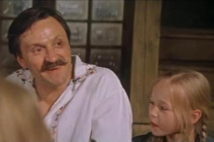 Кадр из фильма *А у нас была тишина…*, 1977 | Фото: kino-teatr.ru Кадр из фильма *А у нас была тишина…*, 1977 | Фото: kino-teatr.ru