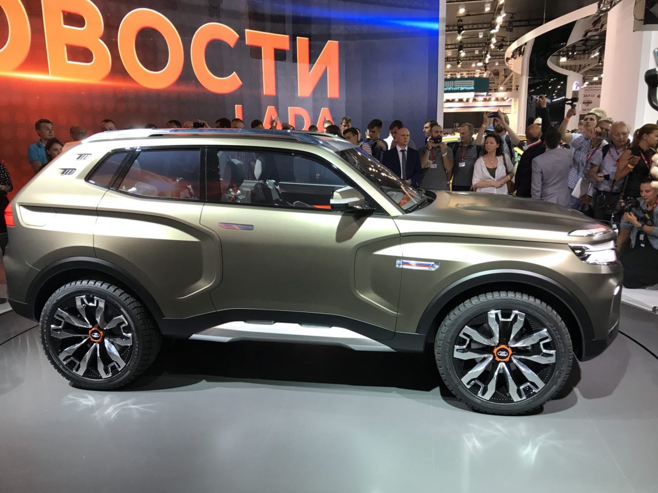 Брутальная Lada 44 Vision: прообраз новой Нивы Брутальная Lada 44 Vision: прообраз новой Нивы