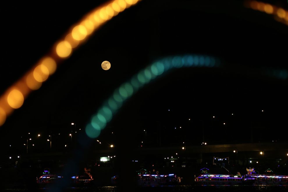 supermoon04 20 самых красивых фотографий «суперлуны» 2013