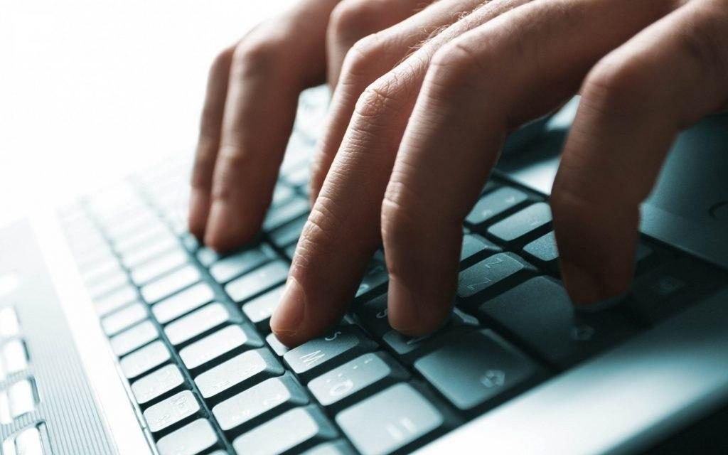 Как оформить продление жилищной субсидии на оплату жилья на улице Демьяна Бедного?