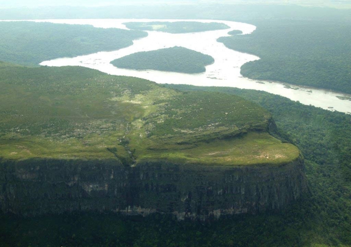  Тепуи