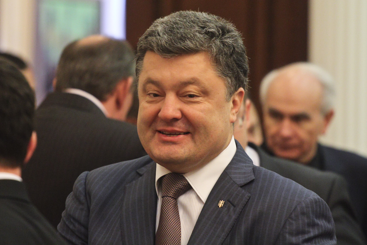 Задавить всех: Порошенко откинул 60 миллонов баксов на травлю оппонентов