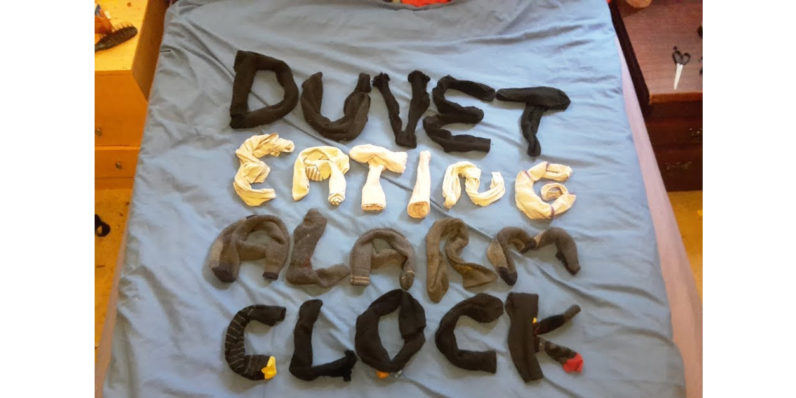 FriDIY: Build an alarm clock that steals your duvet to wake you up