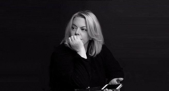 Яна Поплавская:"меня тошнит от голых жоп , членов, женоподобных мужиков, патологии, гомосексуализма, выставленного напоказ , который мне впихивают под видом высокого искусства !"