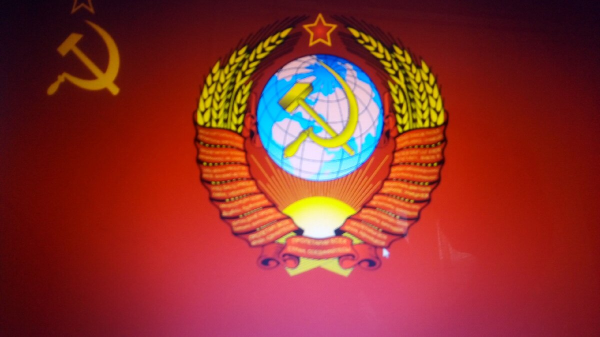 Кто плачет по СССР