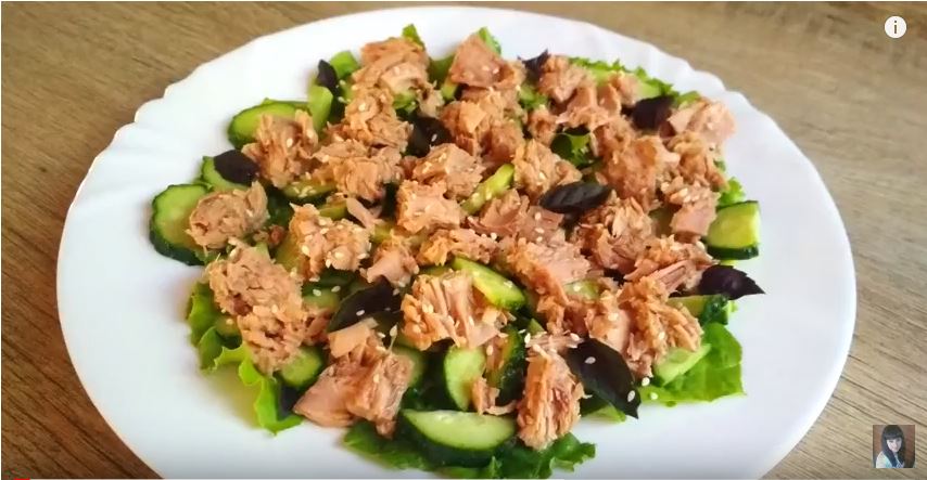 Легкий салат с тунцом. Быстрый и полезный ужин