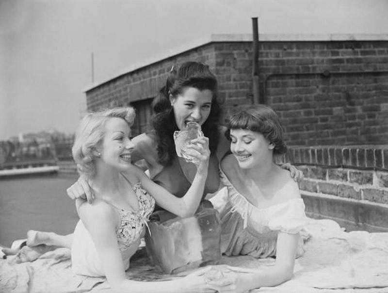 Редкие фотографии Одри Хепбёрн Hepburn01 Редкие фотографии Одри Хепбёрн