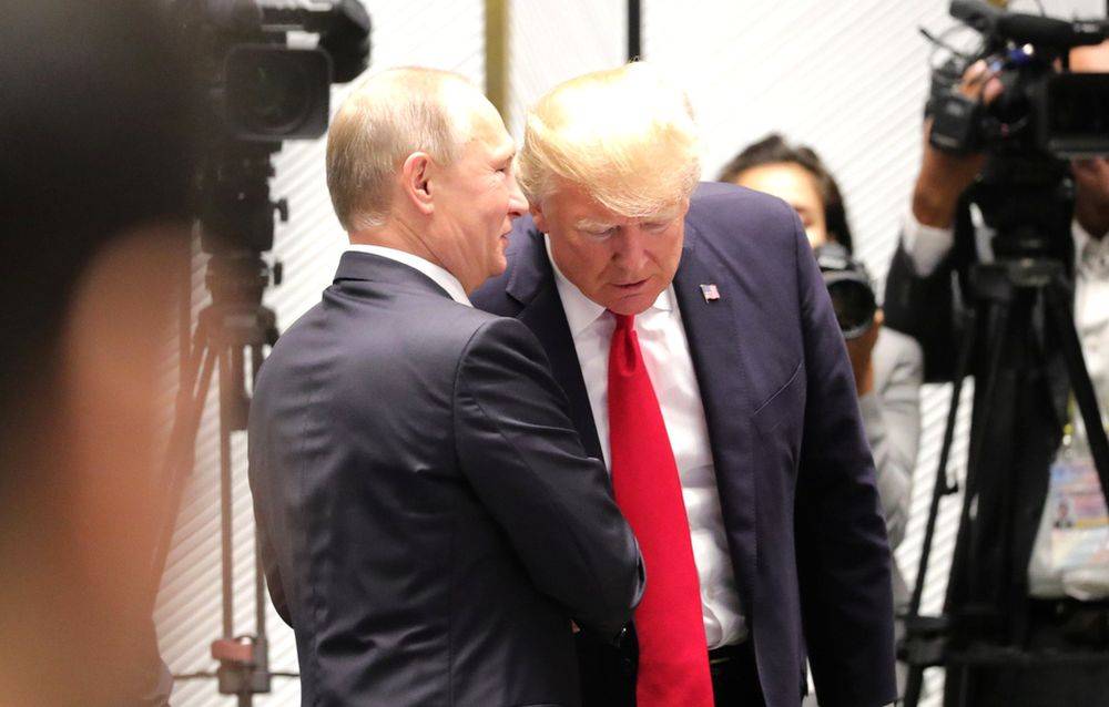 Daily Mail: Разговоры Путина и Трампа - общение двух мужиков в парилке Daily Mail: Разговоры Путина и Трампа - общение двух мужиков в парилке