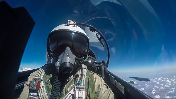 Военные самолеты США признаны небезопасными для пилотов Военные самолеты США признаны небезопасными для пилотов
