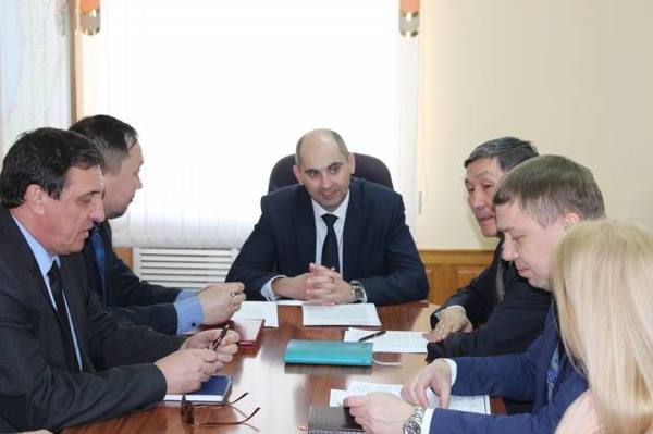 Руководители транспортных министерств Хакасии и Тывы обсудили перспективы дальнейшего развития автодороги Абакан – Ак-Довурак