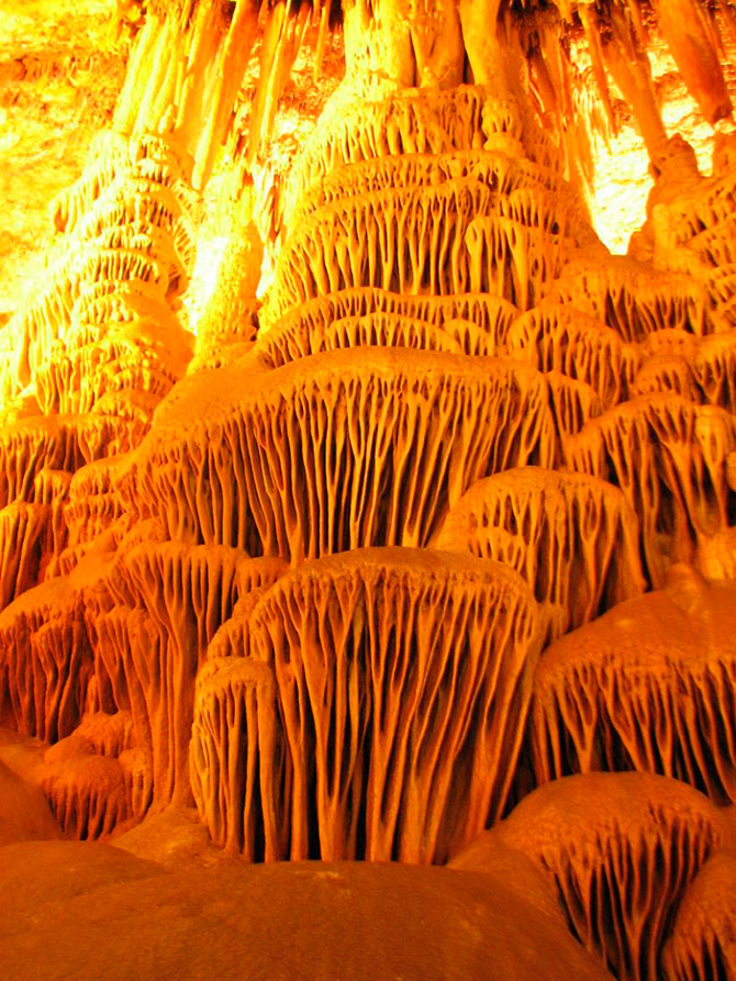 Сталактитовая пещера Авшалом