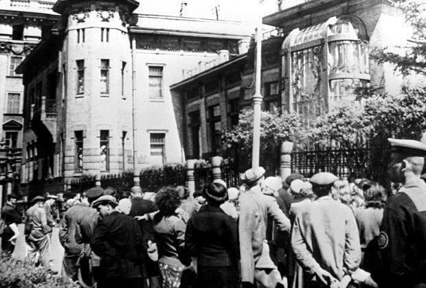 За десять дней до войны За десять дней до войны