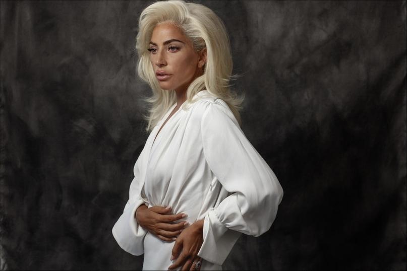 Lady Gaga для свежего номера журнала «LA Times»