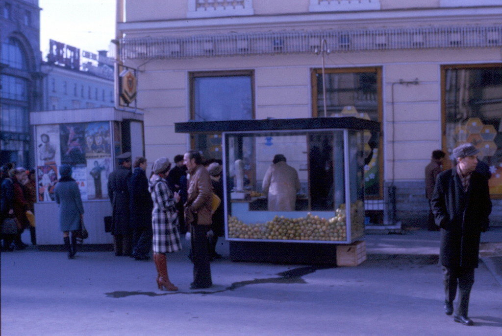 https://avatars.mds.yandex.net/get-pdb/1356811/7dde8327-c84c-4ca3-9c4d-1404d082499e/s1200