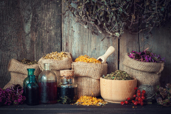 Приготовленное из растительного сырья средство может оказаться и лекарством, и ядом