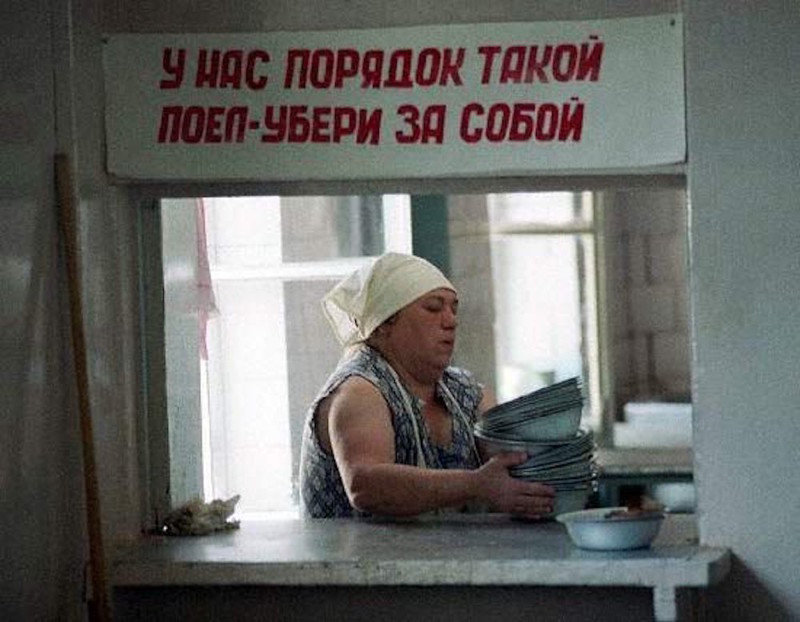 Чем на самом деле кормили в советских столовых.