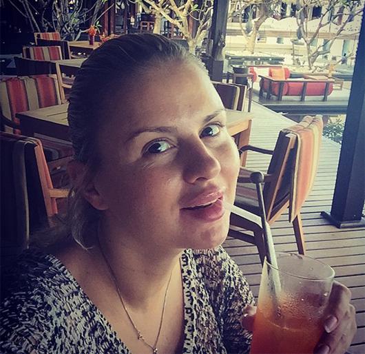 Анна Семенович не понравилась фанатам без макияжа