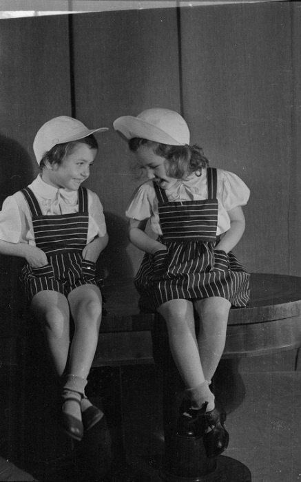 Советские дети на фотографиях 1940-1950 годов Семёна Фридлянда Советские дети на фотографиях 1940-1950 годов Семёна Фридлянда