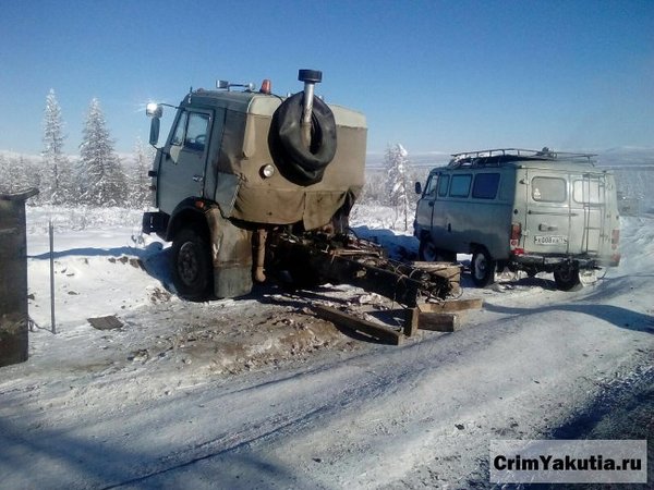 В Якутии на подъеме рама КАМАЗа не выдержала нагрузки и оторвалась вместе с прицепом. Фото: crimyakutia.ru