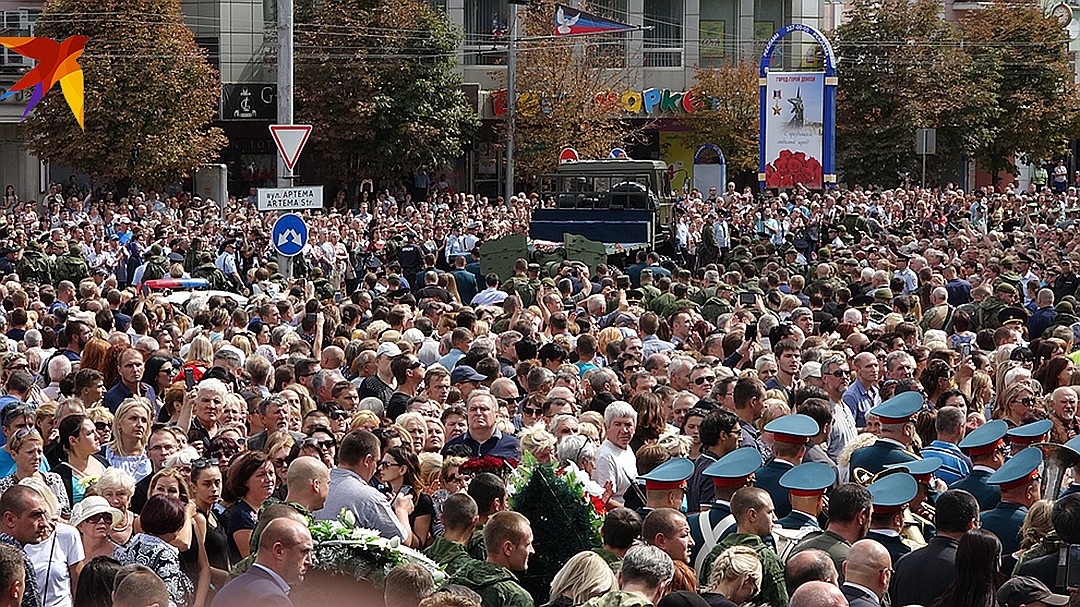 на Украину ещё не захотели? Как живет Донецк после гибели Захарченко