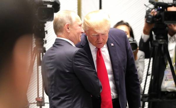 "Российским элитам показывают их место и делают это очень эффективно" "Российским элитам показывают их место и делают это очень эффективно"