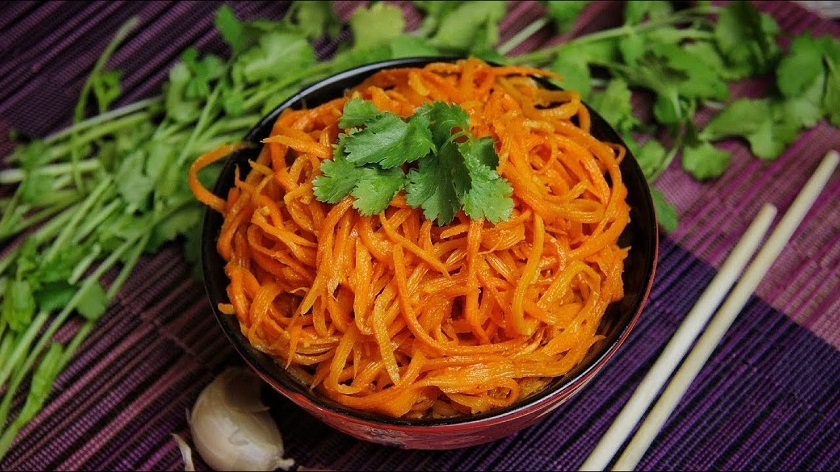 Популярная корейская морковь: еще один рецепт в вашу копилку