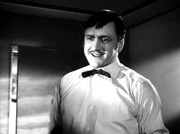 Юрий Чулюкин в фильме *Деловые люди*, 1962 | Фото: kino-teatr.ru Юрий Чулюкин в фильме *Деловые люди*, 1962 | Фото: kino-teatr.ru