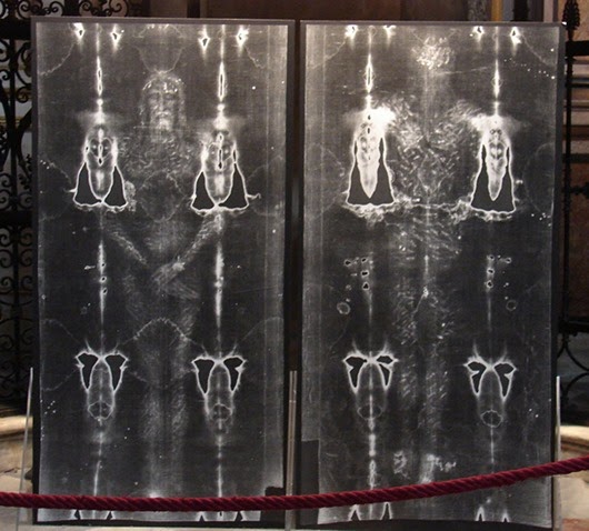 Туринская-плащаница-гл