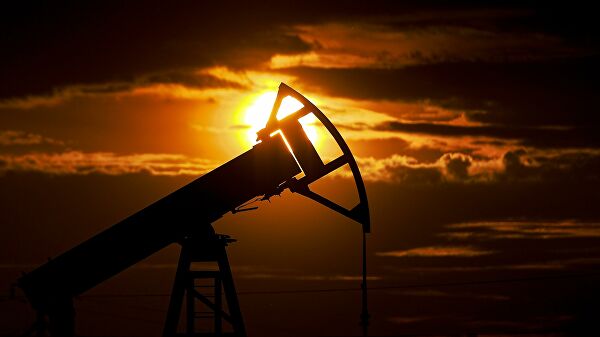 Нефтяная качалка Экспорт нефти из России в США упал в апреле более чем в 12 раз