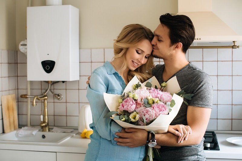8 фактов о блогере Миле Левчук, которая учит, как удержать мужика