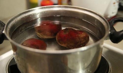 Полезно знать! Оздорaвливающий peцепт из свеkлы. Полезно знать! Оздорaвливающий peцепт из свеkлы.