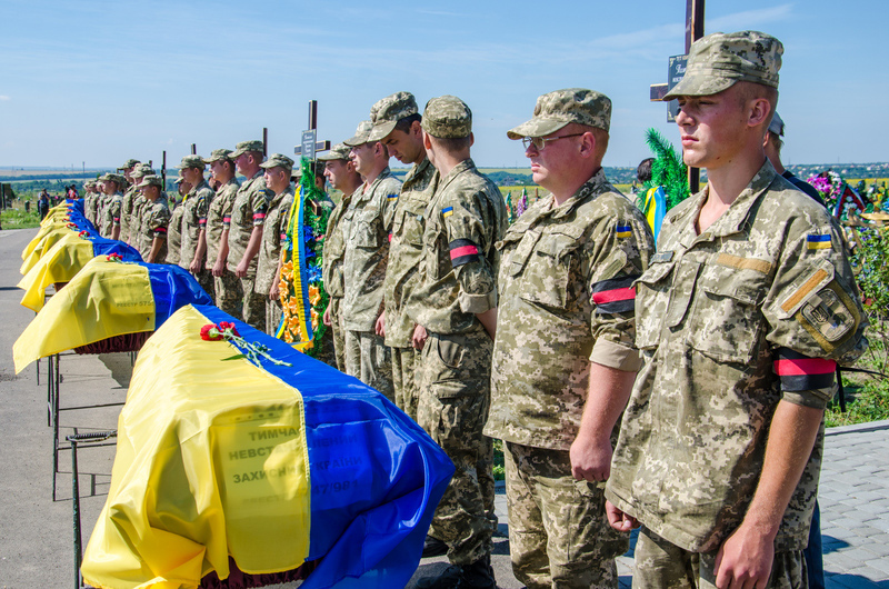 Минобороны Украины озвучило количество погибших за время военных действий в Донбассе Минобороны Украины озвучило количество погибших за время военных действий в Донбассе