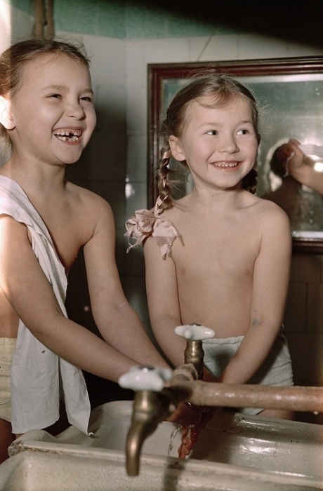 Советские дети на фотографиях 1940-1950 годов Семёна Фридлянда Советские дети на фотографиях 1940-1950 годов Семёна Фридлянда