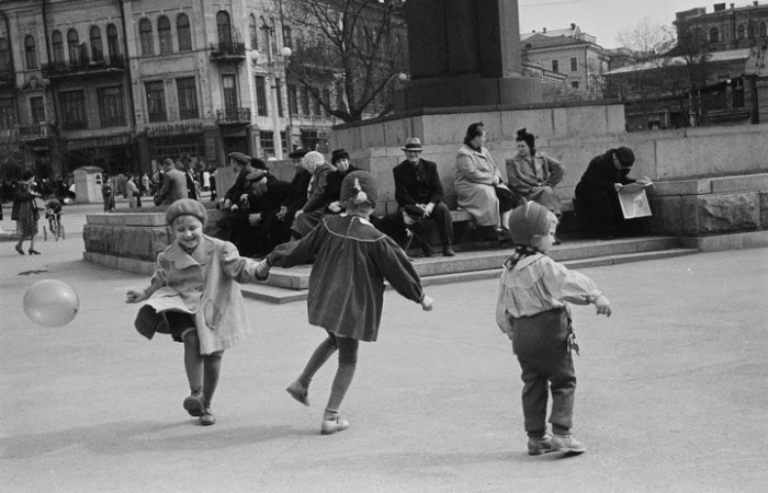 Советские дети на фотографиях 1940-1950 годов Семёна Фридлянда Советские дети на фотографиях 1940-1950 годов Семёна Фридлянда