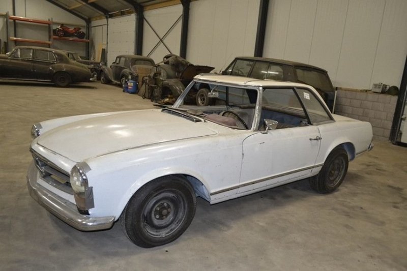Последний из "горящих" лотов - Mercedes-Benz 230 Pagoda, которому посвящена отдельная страница на сайте производителя. Последний из "горящих" лотов - Mercedes-Benz 230 Pagoda, которому посвящена отдельная страница на сайте производителя. авто, автоаукцион, автомобили, аукцион, найдено на ebay, находка, олдтаймер, ретро авто
