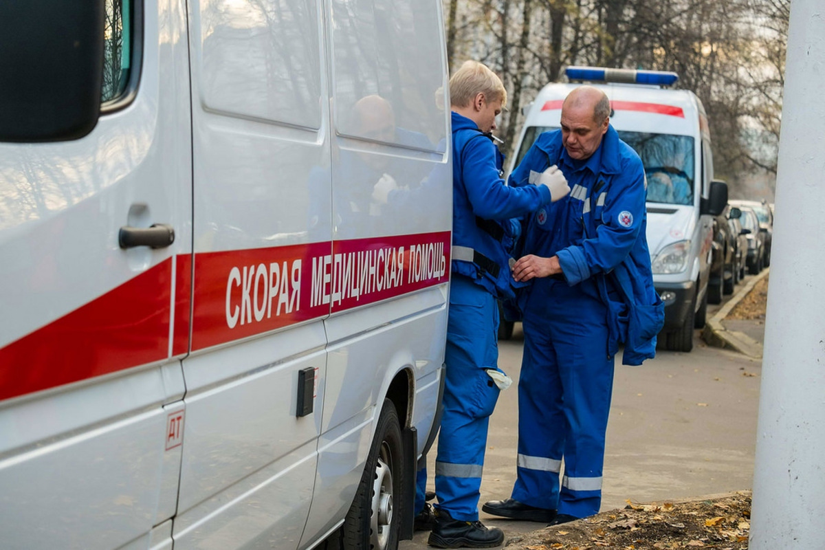 Водитель скорой помощи картинки