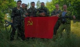 ополченцы, лнр, днр, красное знамя|Фото:colonelcassad.livejournal.com ополченцы, лнр, днр, красное знамя|Фото:colonelcassad.livejournal.com