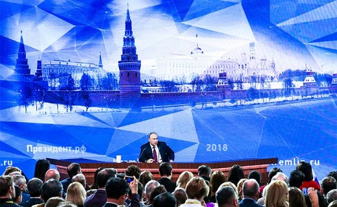 Путинский прорыв: Нацпроекты создают как кормушку для «золотой сотни» Путинский прорыв: Нацпроекты создают как кормушку для «золотой сотни»