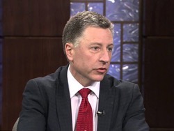Волкер обвинил Россию в превращении Украины в националистическую страну