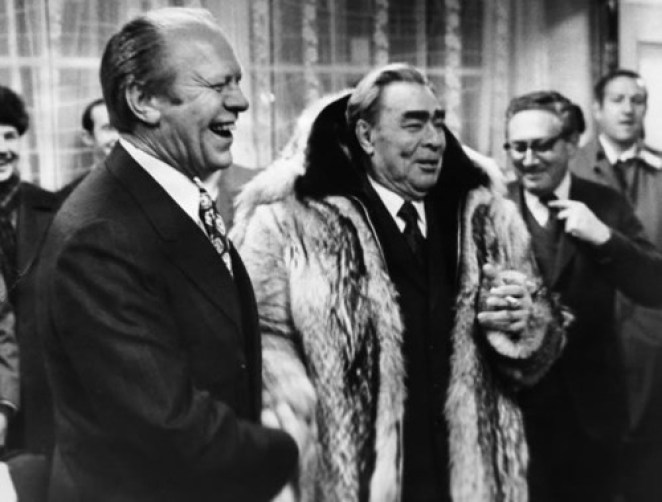 Давайте судить по фактам. Что хорошего сделал Брежнев для советских людей?