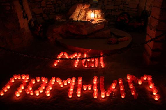 На Украине официально вводится нацистское воинское приветствие На Украине официально вводится нацистское воинское приветствие