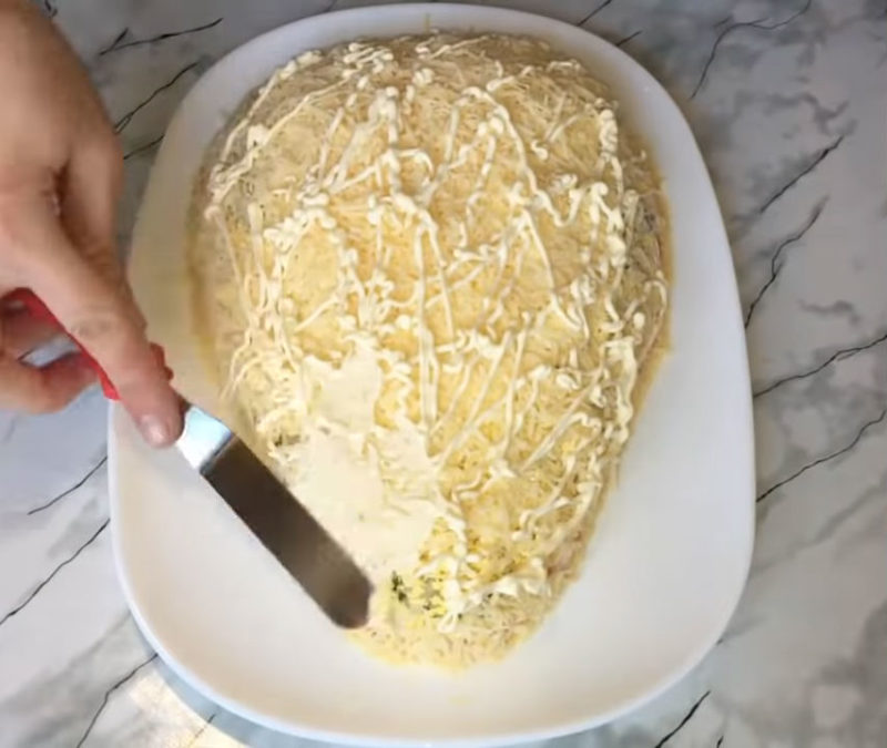 Нежный и вкусный салат «Мышка»: абсолютный хит праздничного стола Нежный и вкусный салат «Мышка»: абсолютный хит праздничного стола