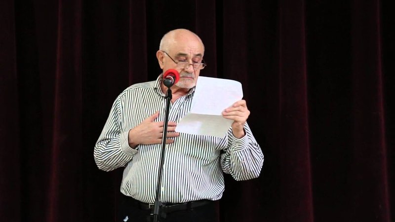 «Бродил по пляжу в неженатом виде» — 55 великолепных одностиший Леонида Либкинда «Бродил по пляжу в неженатом виде» — 55 великолепных одностиший Леонида Либкинда