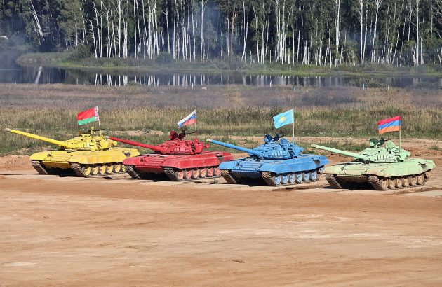 Западные СМИ в восторге от танкового биатлона: это победа России над США