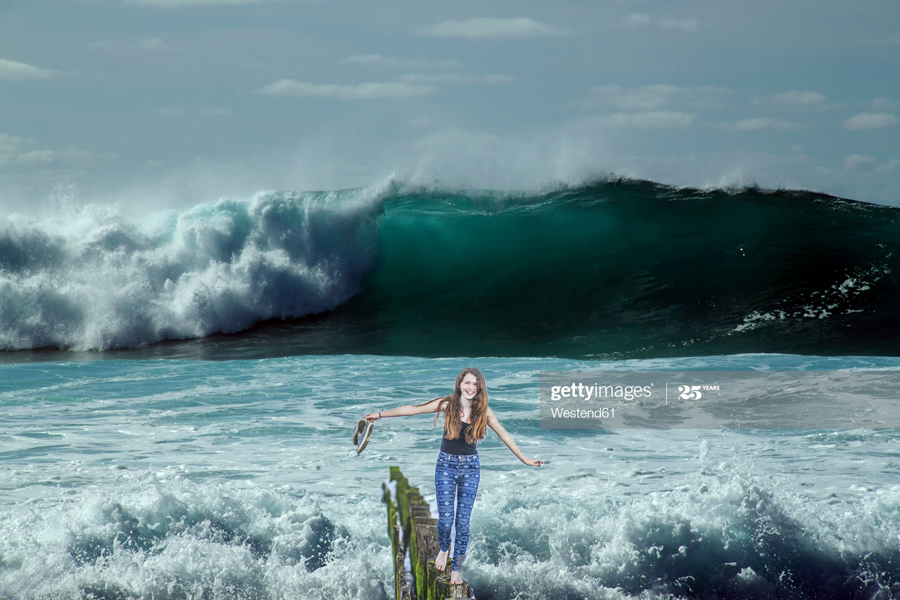 Huge-Wave-Girl Huge-Wave-Girl