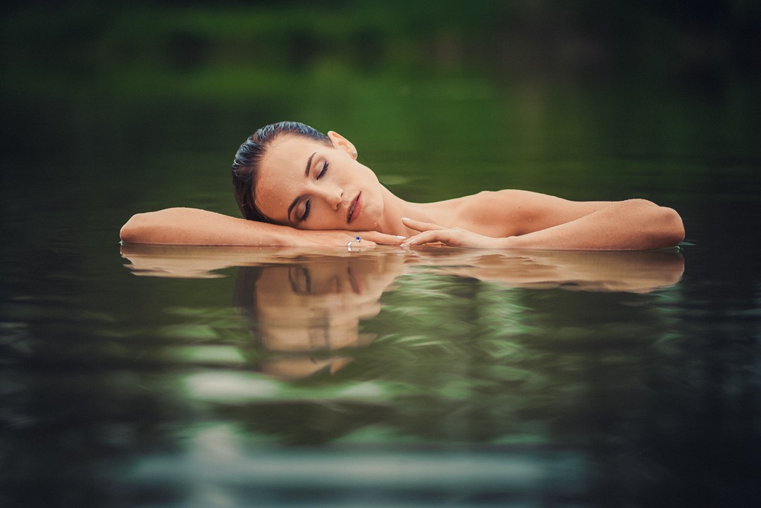 Чувственные фотографии девушек Саймона Уайта