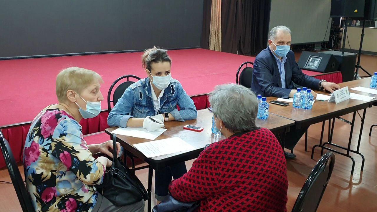 Пострадавшим при пожаре в Ярославском районе оказывают всестороннюю помощь