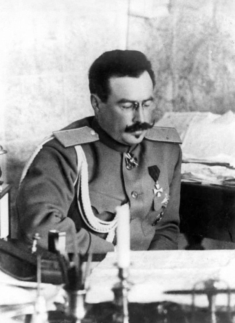 «Судьба Духонина была решена. Дальнейшее известно. Духонин был растерзан». Часть 2