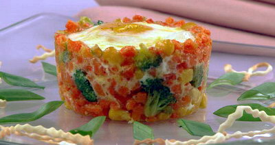 Яичница — глазунья с овощами