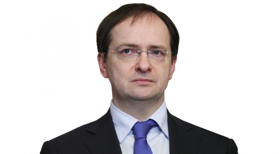 России нужен пантеон героев